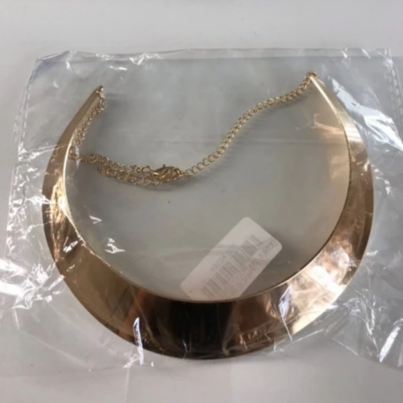 NECKLACE - Picture 4 of 4